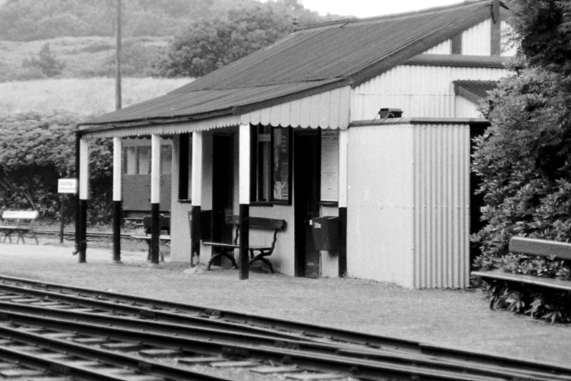 sldb26bdevilsbridgestation.jpg
