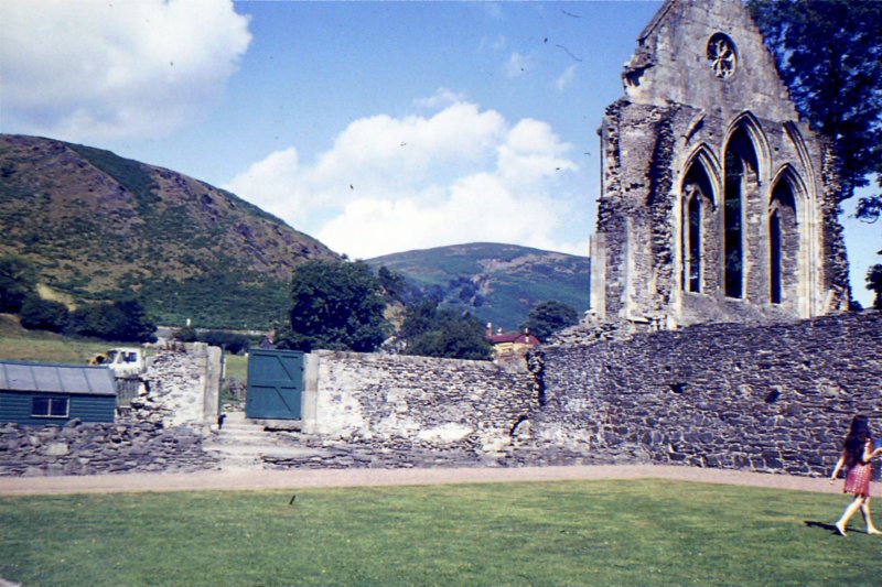sldd16vallecrucisabbey.jpg